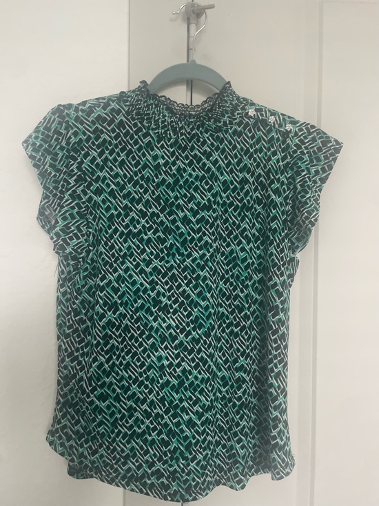 Adrienne Vittadini Tops - Adrienne Vittadini Teal & Black Geometric Smocked Neck Flutter Sleeve Top